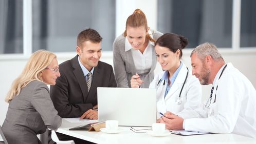 量身定制，驱动未来 为何企业需要定制化的管理咨询服务